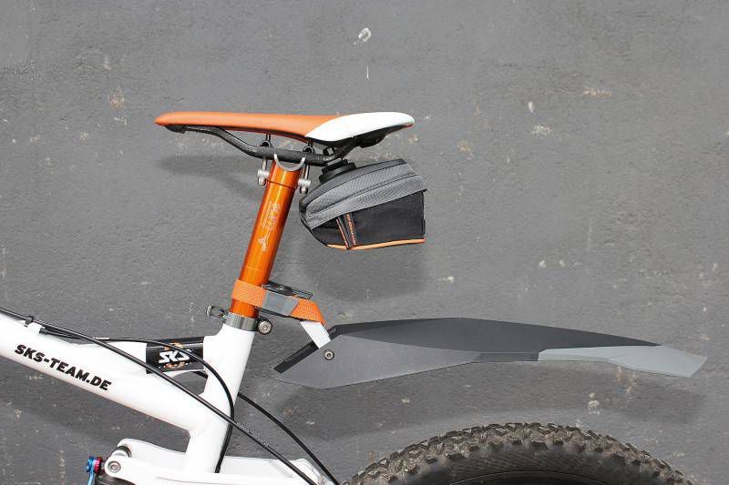 Sks zadeltas race bag xs 0,5 liter zwart/grijs